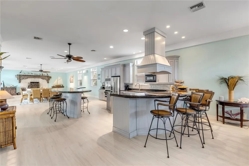 708 OCEAN AVENUE New Smyrna Beach, FL 32169
