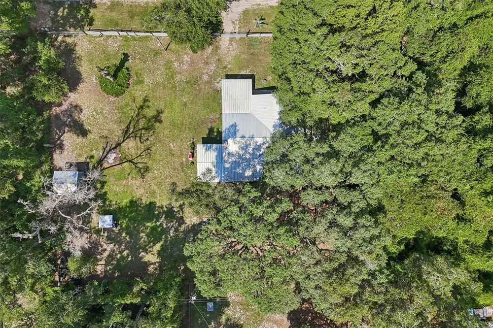 212 DOGWOOD DRIVE Interlachen, FL 32148