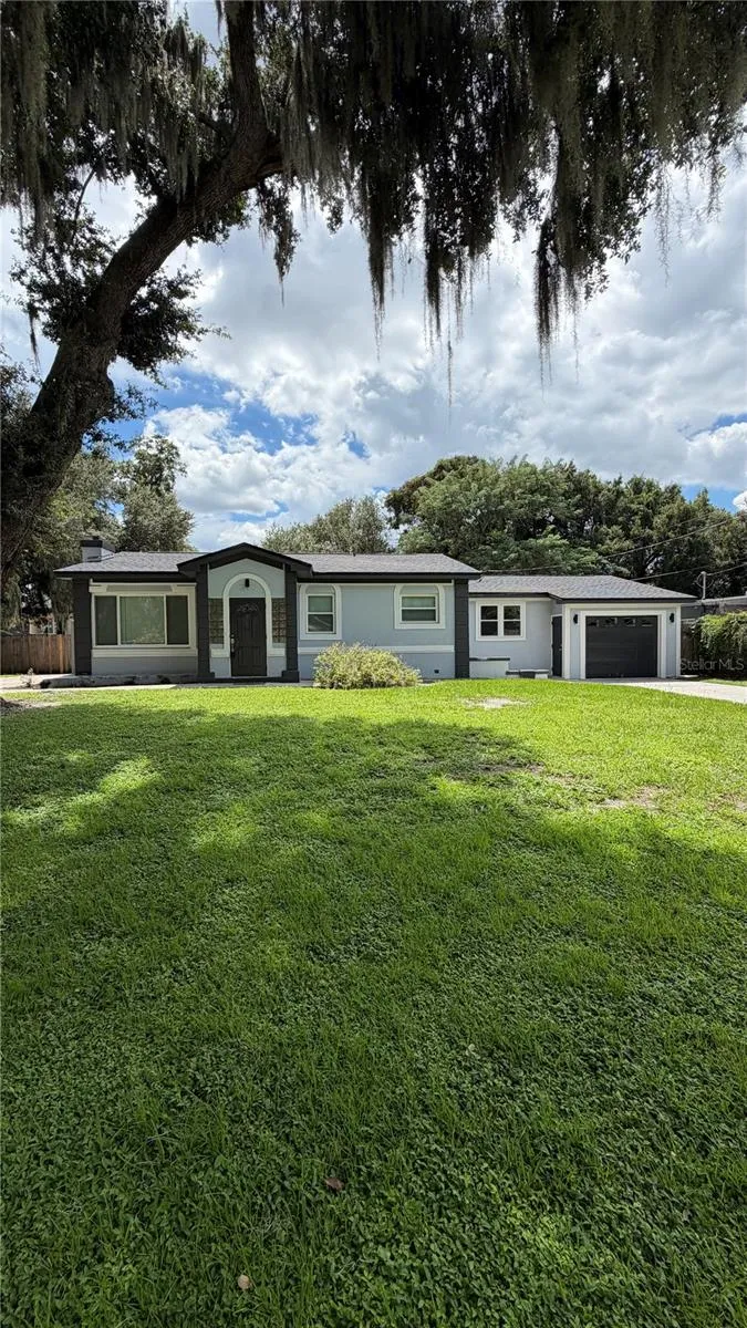 270 W PINELOCH AVE Orlando, FL 32828