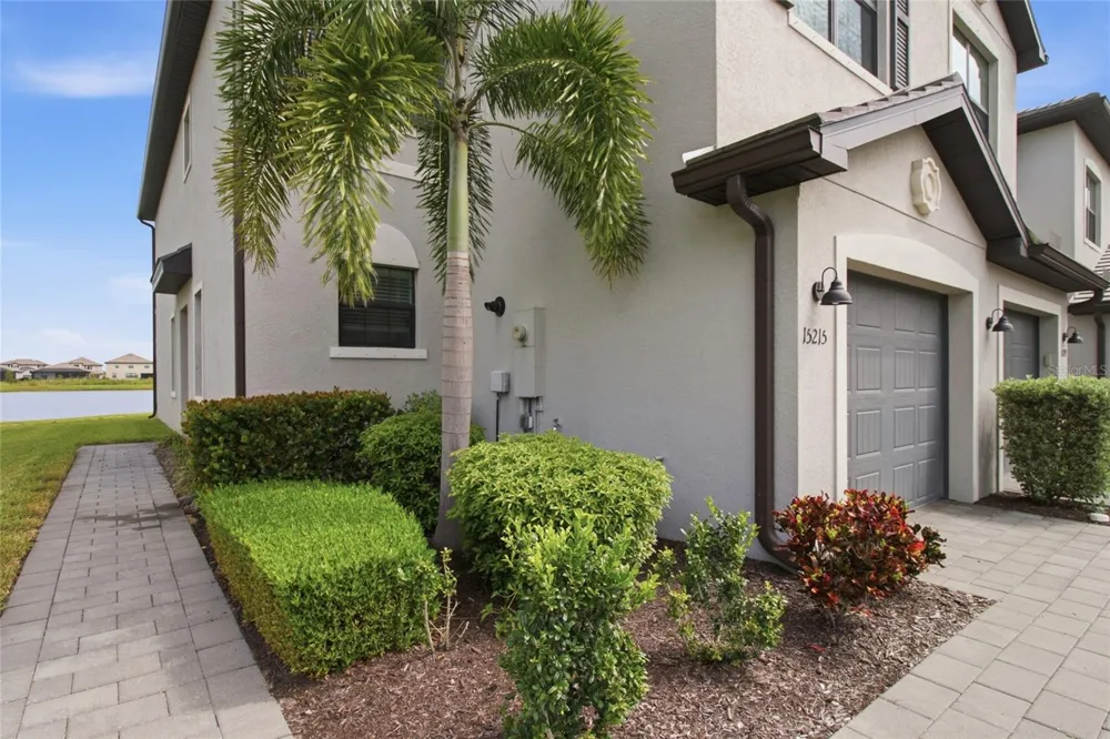 15215 SUNNY DAY DRIVE Bradenton, FL 34211