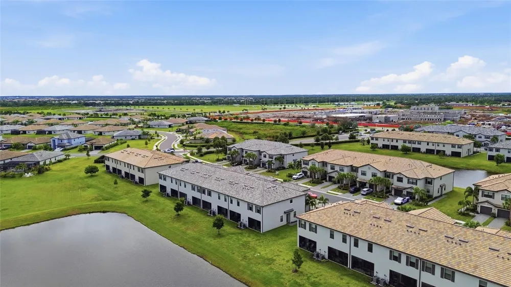 15215 SUNNY DAY DRIVE Bradenton, FL 34211
