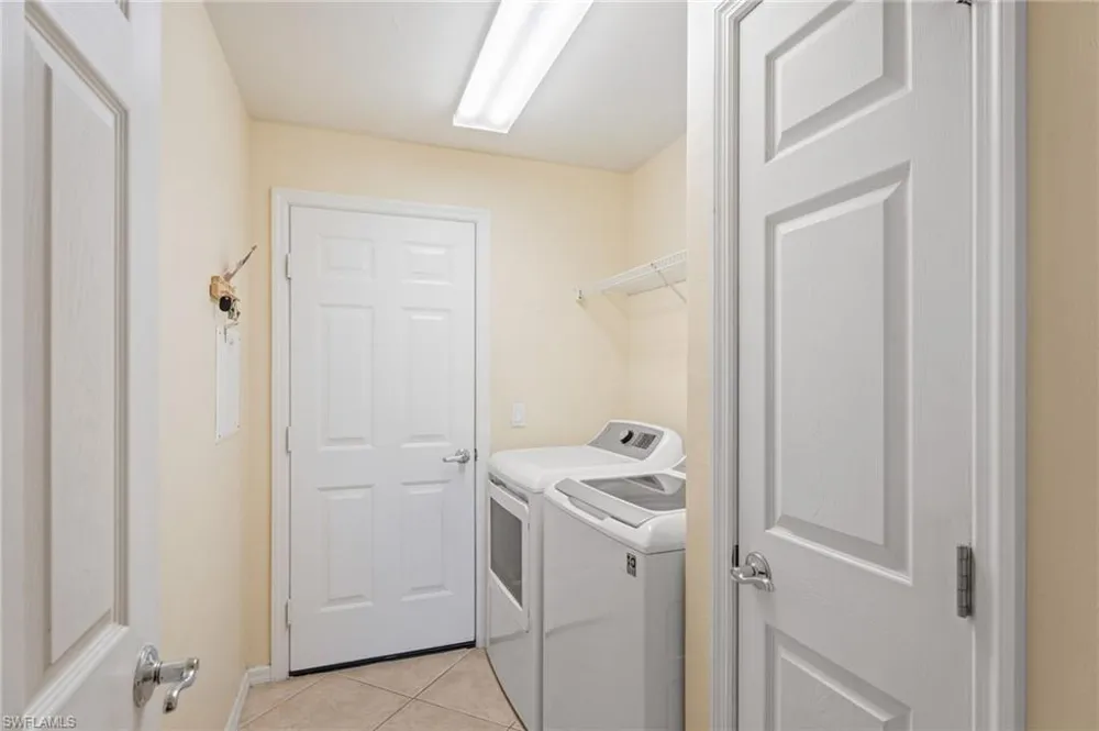 2506 Greendale Place Cape Coral, FL 33991