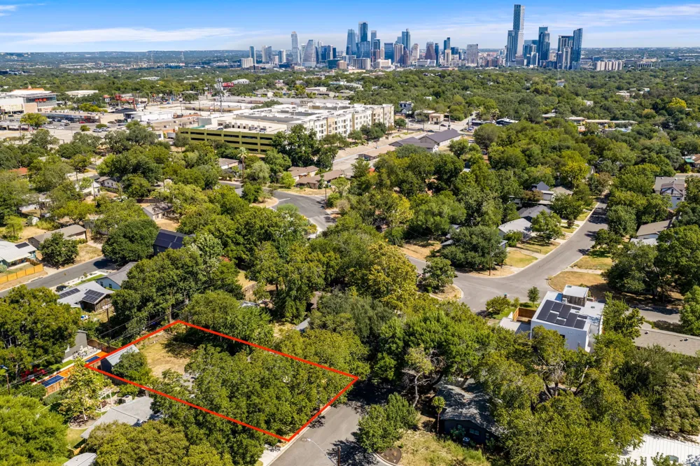 2606 Friar Tuck Lane Austin, TX 78704