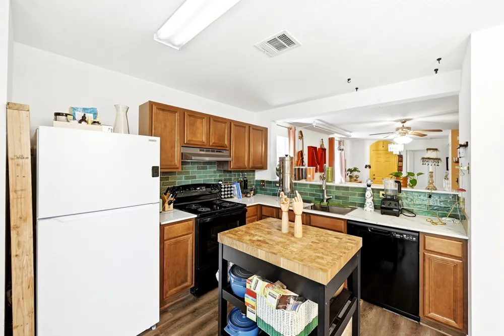 7203 Alegre Pass Austin, TX 78744