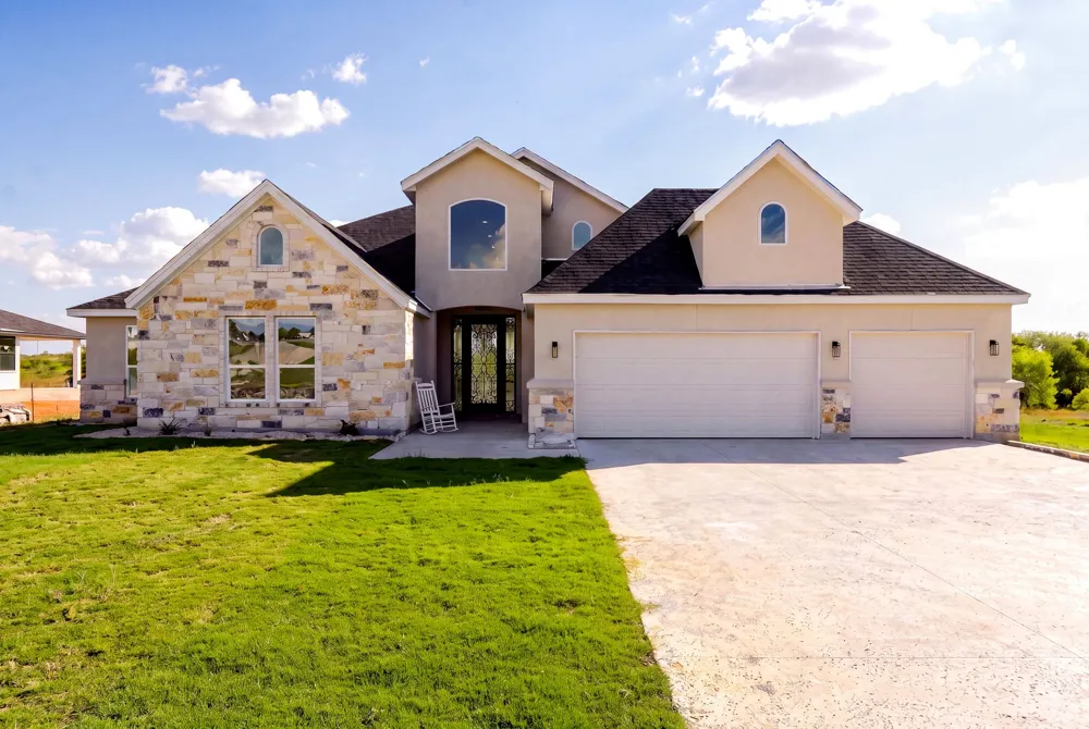 7166 Newman Boulevard Kyle, TX 78640