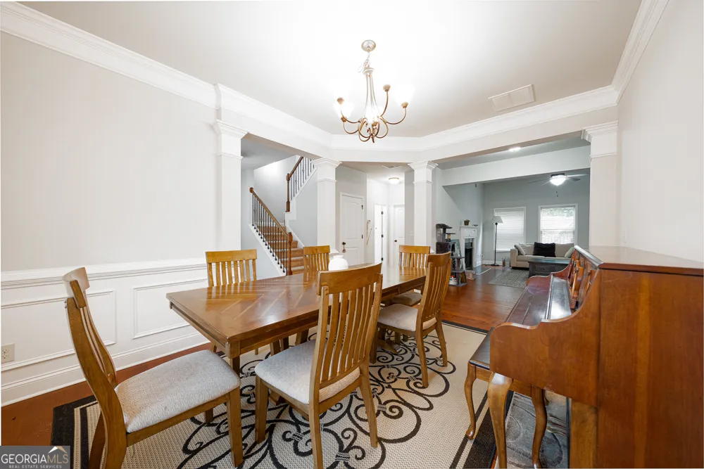 5543 Leaf Ridge LN Buford, GA 30518
