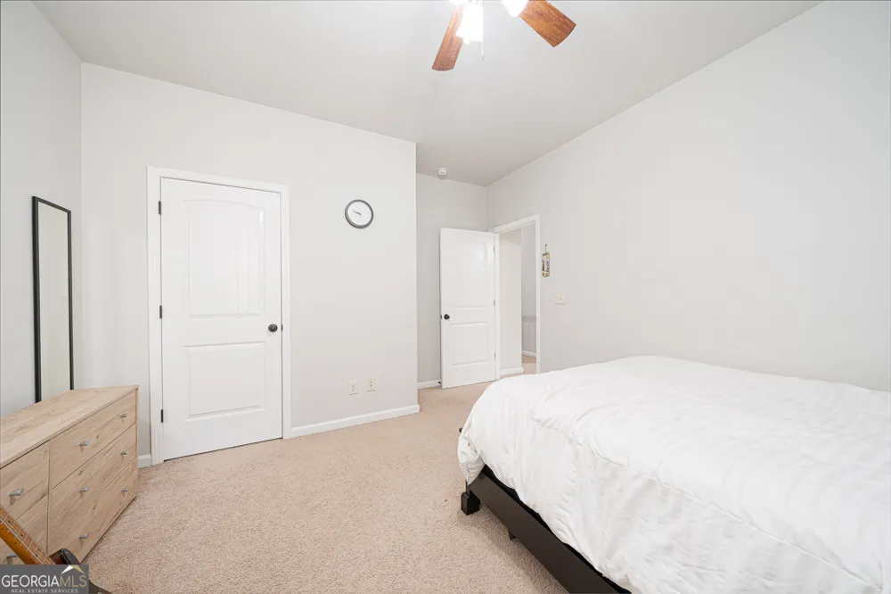 5543 Leaf Ridge LN Buford, GA 30518