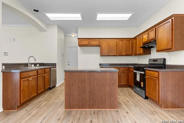 9134 Hilltop Crossing Dr San Antonio, TX 78251
