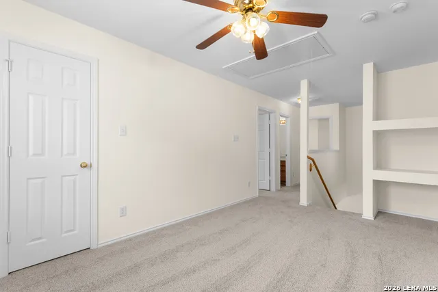9134 Hilltop Crossing Dr San Antonio, TX 78251