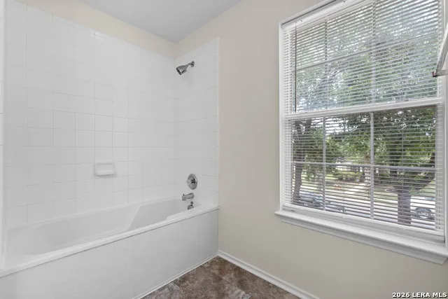 9134 Hilltop Crossing Dr San Antonio, TX 78251