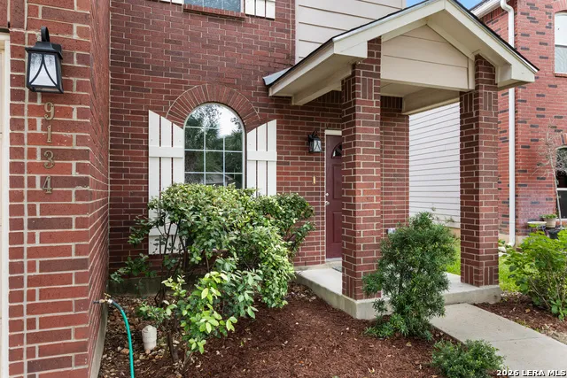 9134 Hilltop Crossing Dr San Antonio, TX 78251