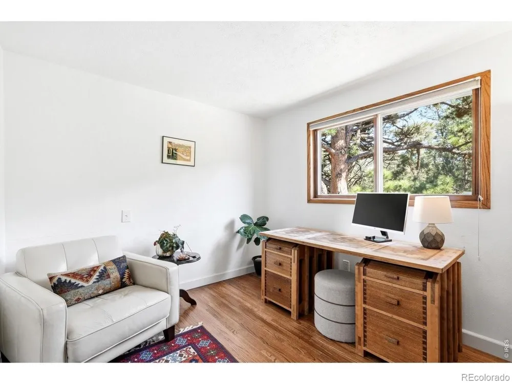 5 Mohawk Road Lyons, CO 80540