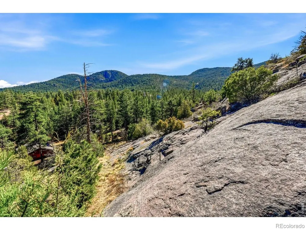 5 Mohawk Road Lyons, CO 80540