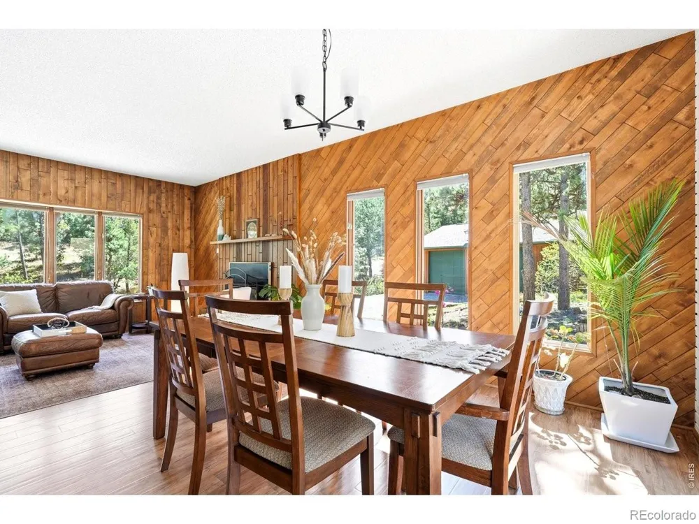 5 Mohawk Road Lyons, CO 80540