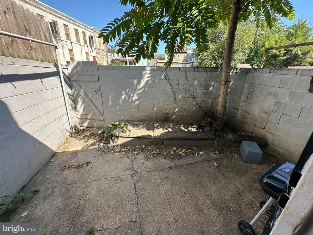 1610 WILKENS Baltimore, MD 21223