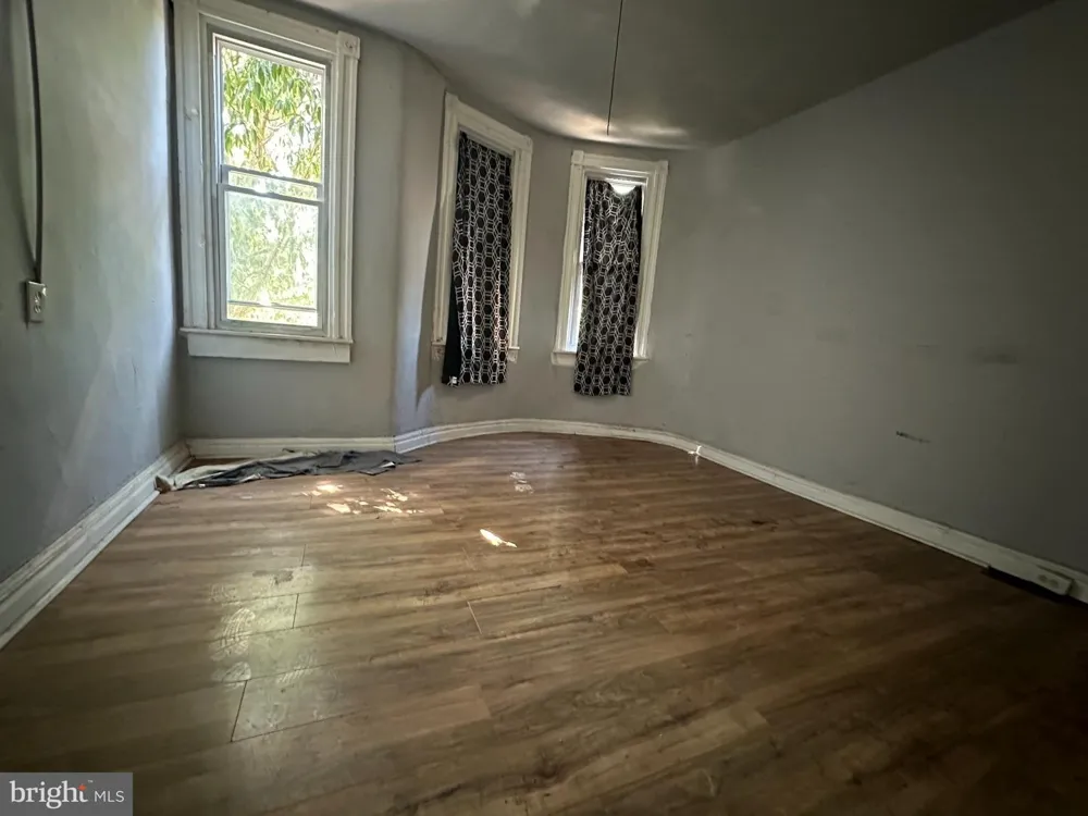 1610 WILKENS Baltimore, MD 21223