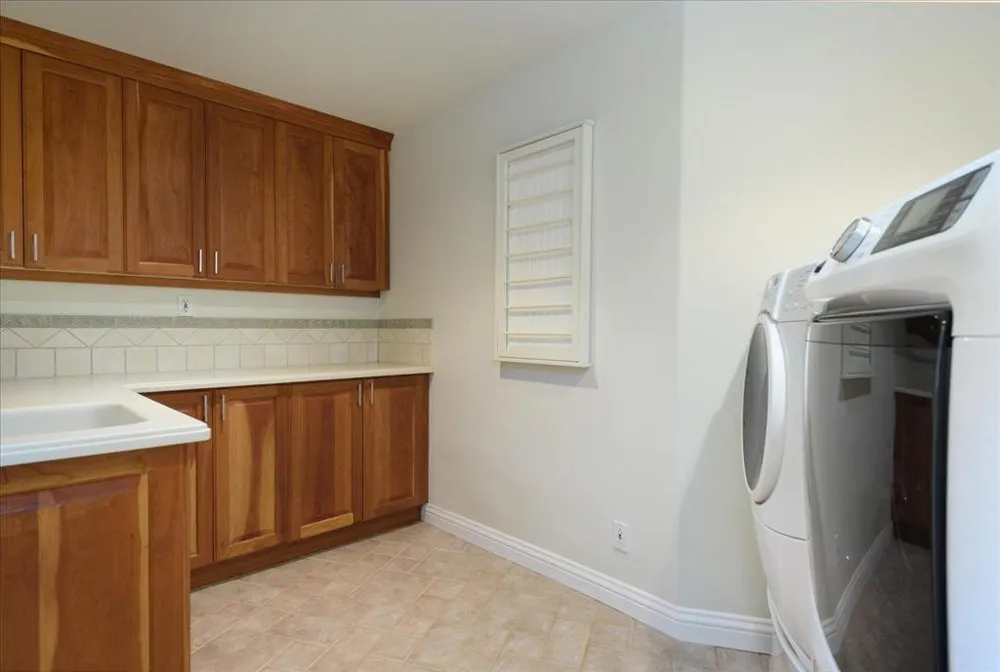 55 Vista Verde Way Portola Valley, CA 94028