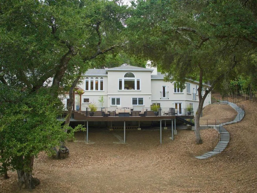 55 Vista Verde Way Portola Valley, CA 94028