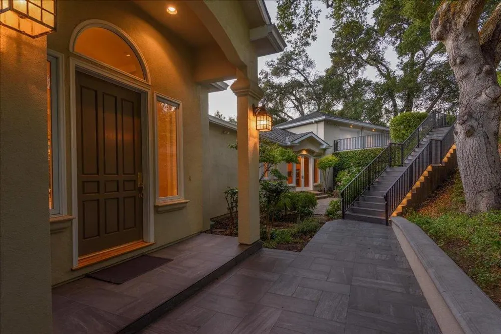 55 Vista Verde Way Portola Valley, CA 94028