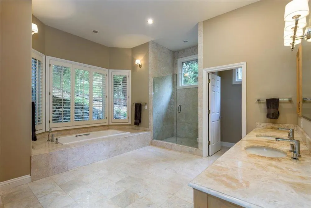 55 Vista Verde Way Portola Valley, CA 94028