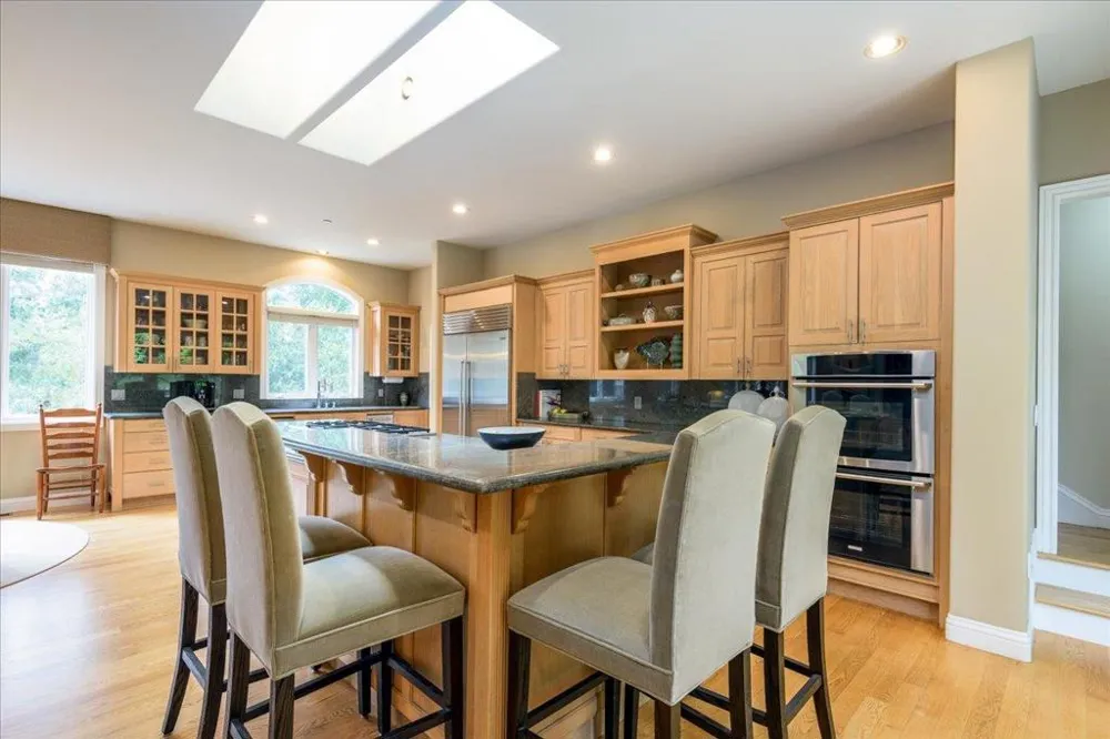 55 Vista Verde Way Portola Valley, CA 94028