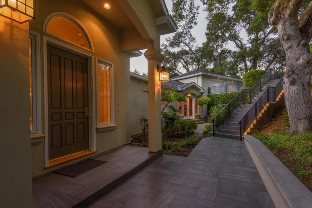 55 Vista Verde Way Portola Valley, CA 94028