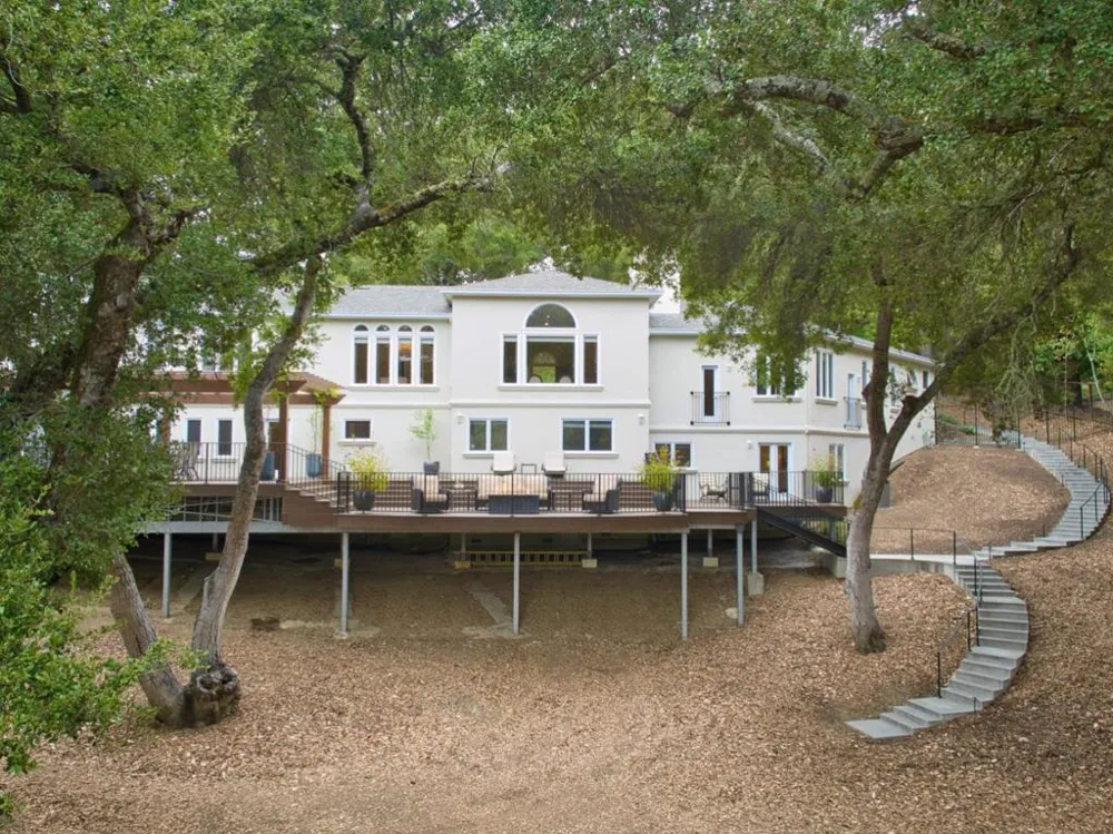 55 Vista Verde Way Portola Valley, CA 94028