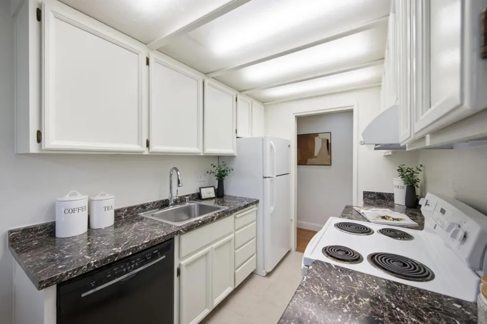 280 Easy Street #209 Mountain View, CA 94043