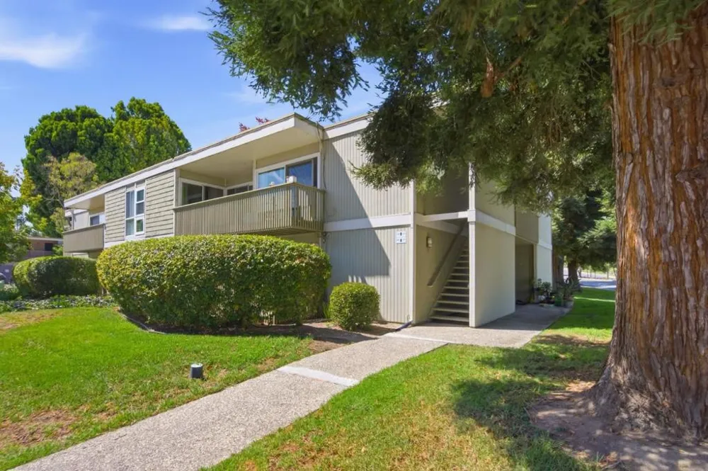 280 Easy Street #209 Mountain View, CA 94043