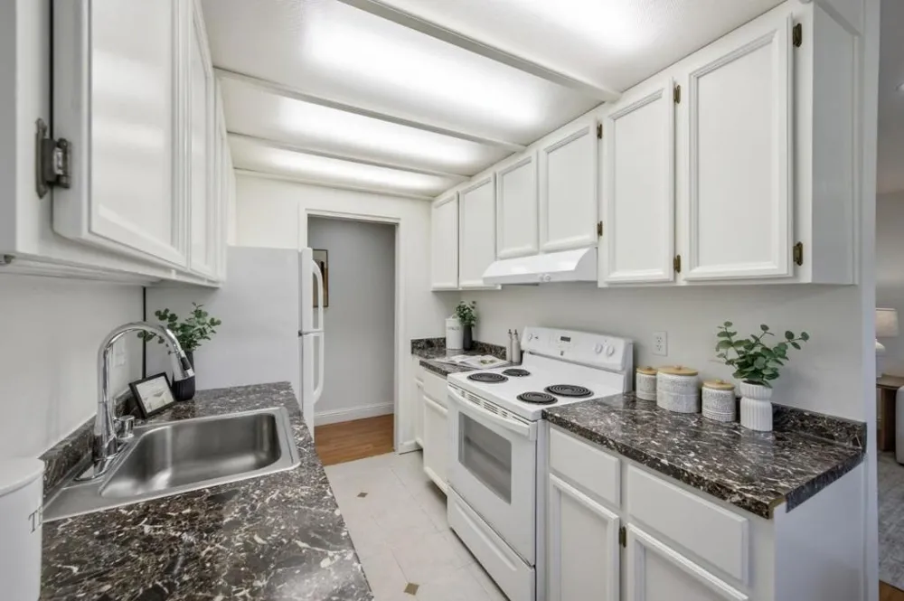 280 Easy Street #209 Mountain View, CA 94043