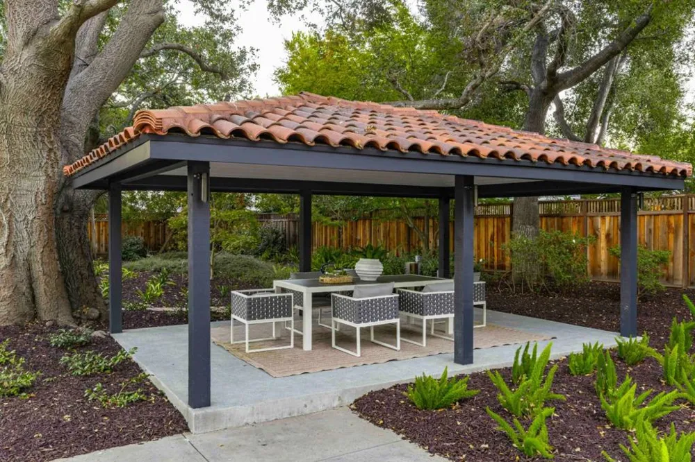 125 Los Altos Avenue Los Altos, CA 94022