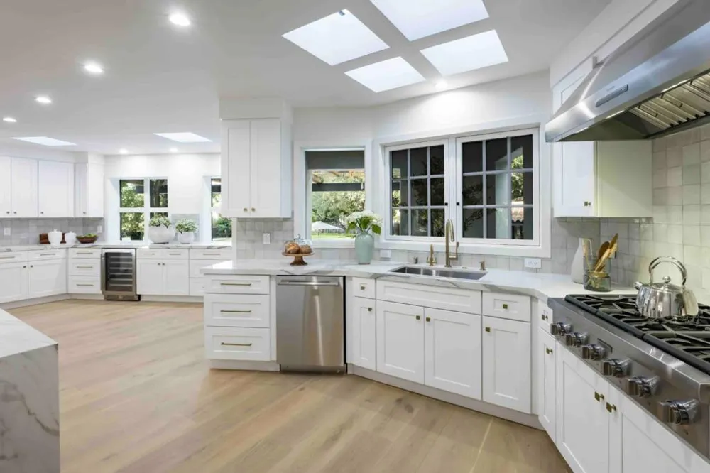 125 Los Altos Avenue Los Altos, CA 94022