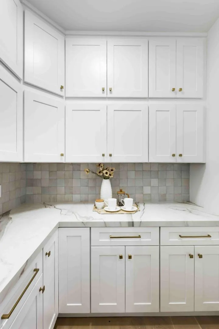 125 Los Altos Avenue Los Altos, CA 94022