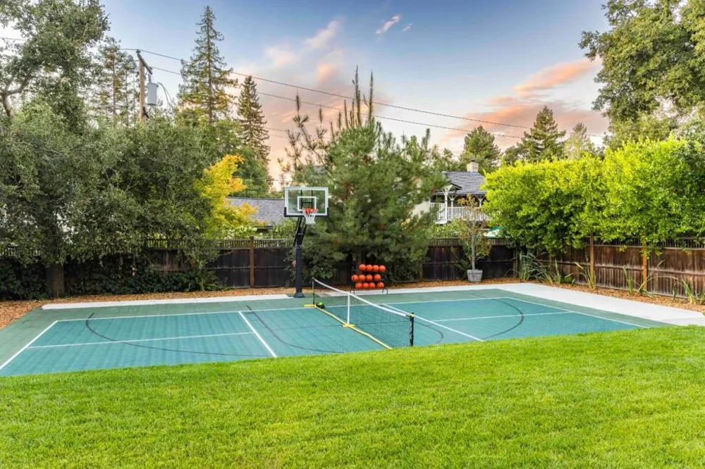 125 Los Altos Avenue Los Altos, CA 94022