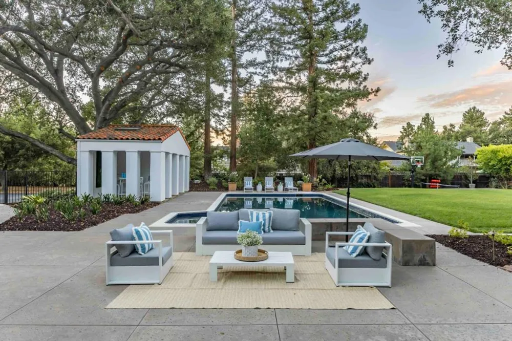 125 Los Altos Avenue Los Altos, CA 94022