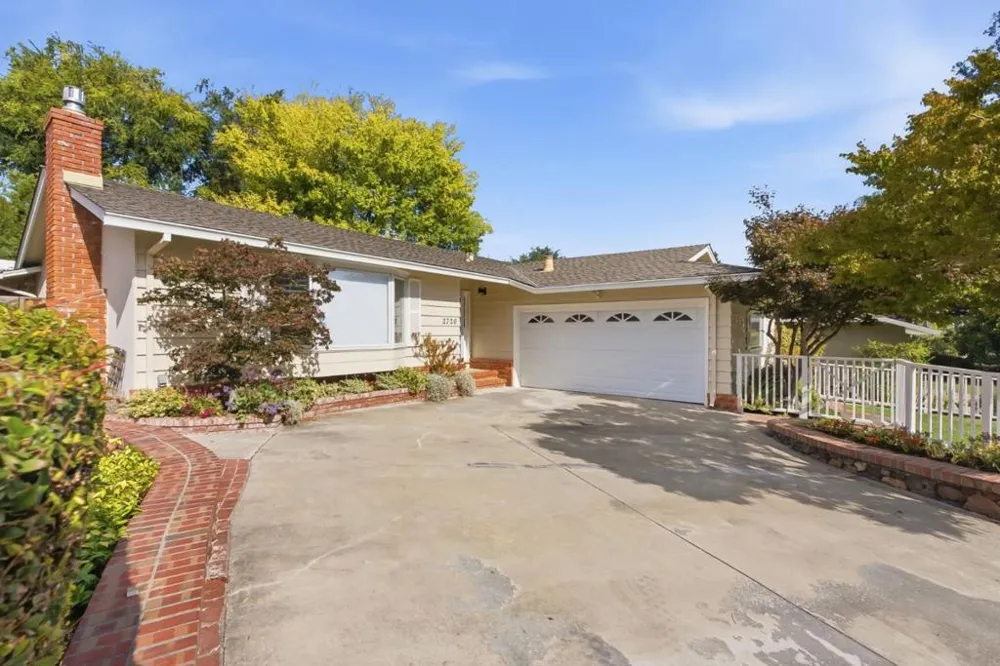 2720 Debbie Court San Carlos, CA 94070