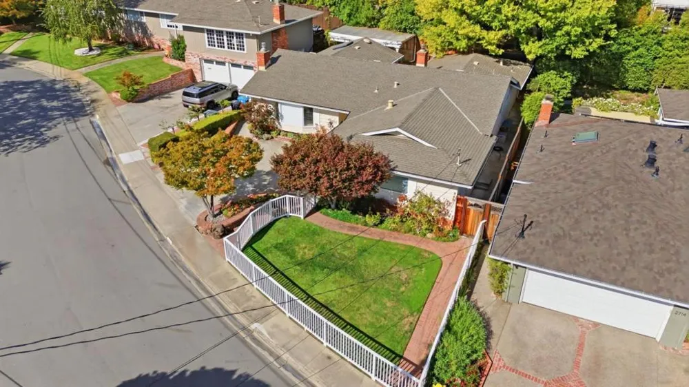 2720 Debbie Court San Carlos, CA 94070
