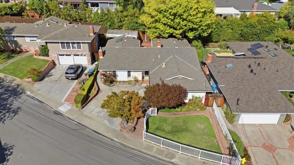 2720 Debbie Court San Carlos, CA 94070