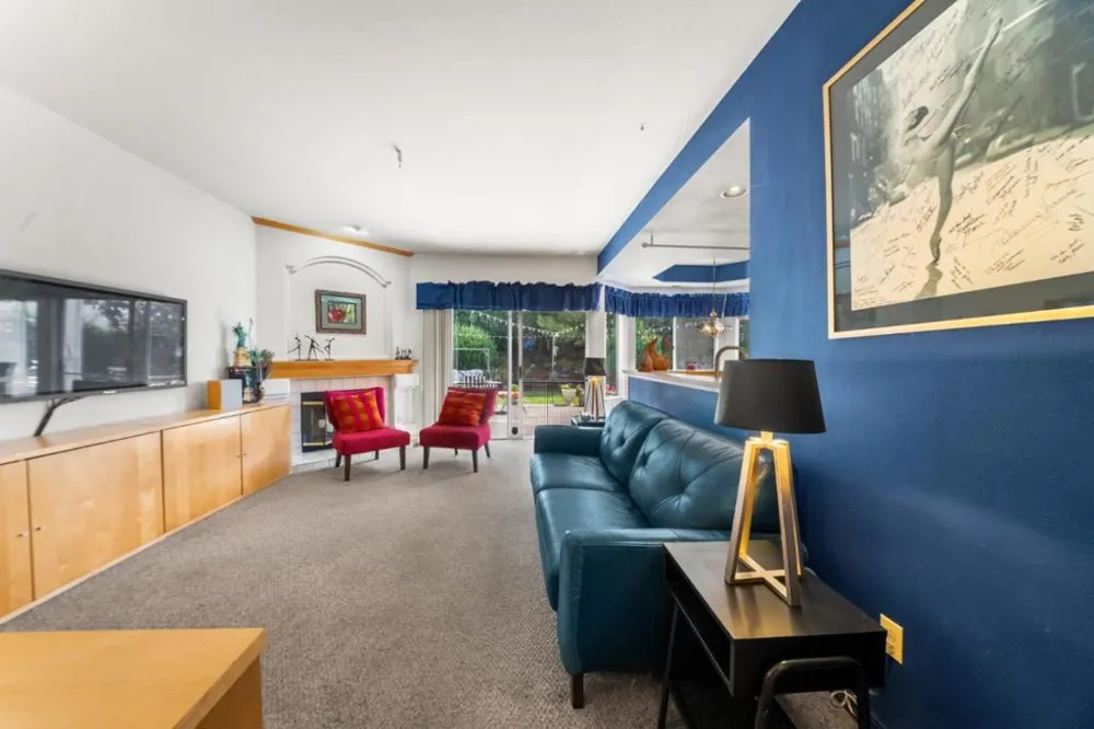 272 Edgewater Drive Milpitas, CA 95035