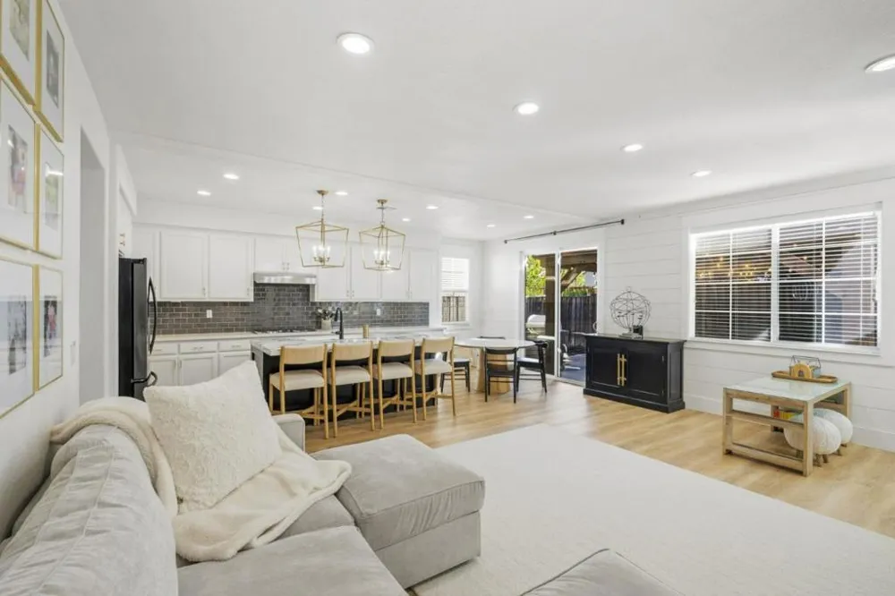 702 San Gabriel Avenue Morgan Hill, CA 95037