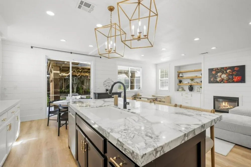 702 San Gabriel Avenue Morgan Hill, CA 95037