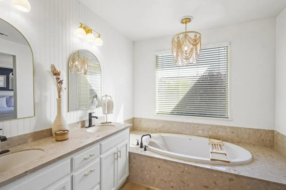 702 San Gabriel Avenue Morgan Hill, CA 95037