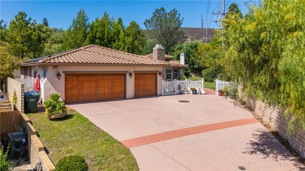 3556 Whitman Court Thousand Oaks, CA 91360