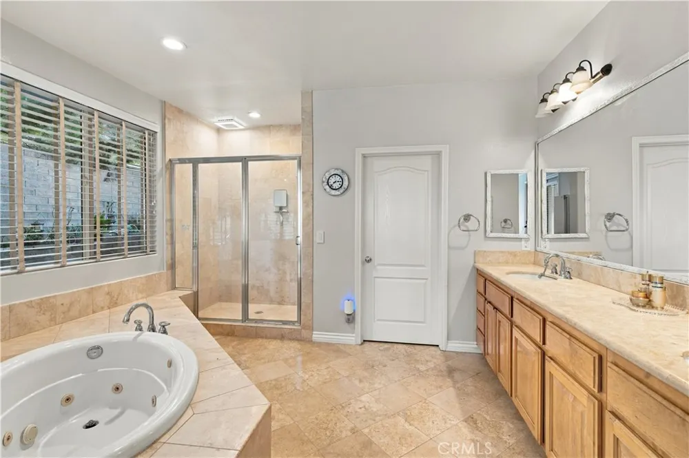 3556 Whitman Court Thousand Oaks, CA 91360
