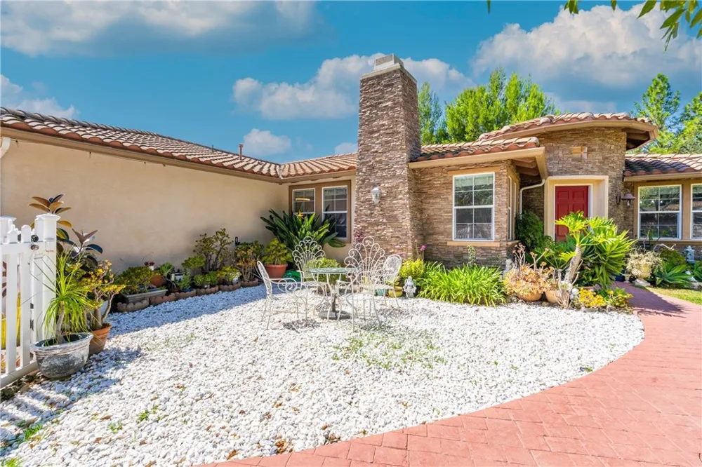 3556 Whitman Court Thousand Oaks, CA 91360