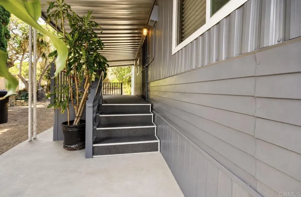 2003 Bayview Heights Drive #SPC 29 San Diego, CA 92105