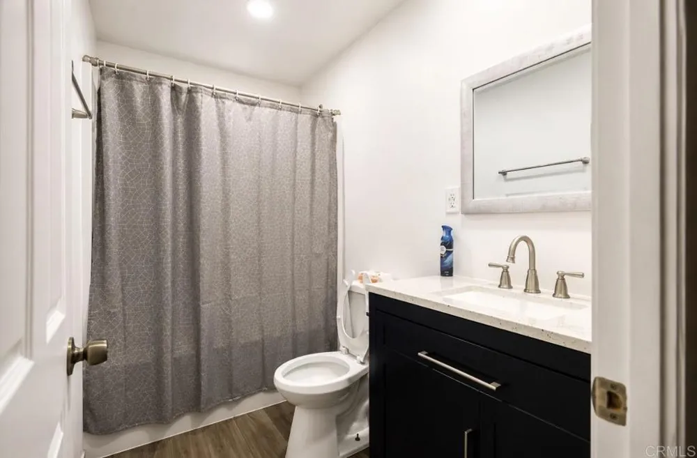 2003 Bayview Heights Drive #SPC 29 San Diego, CA 92105