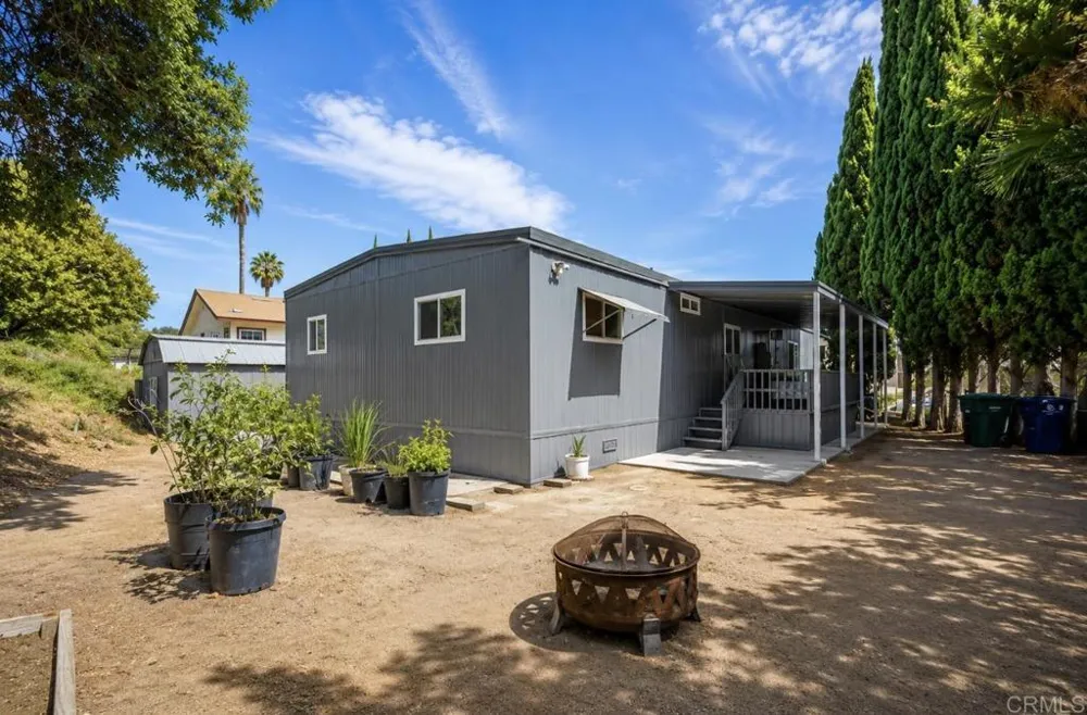 2003 Bayview Heights Drive #SPC 29 San Diego, CA 92105