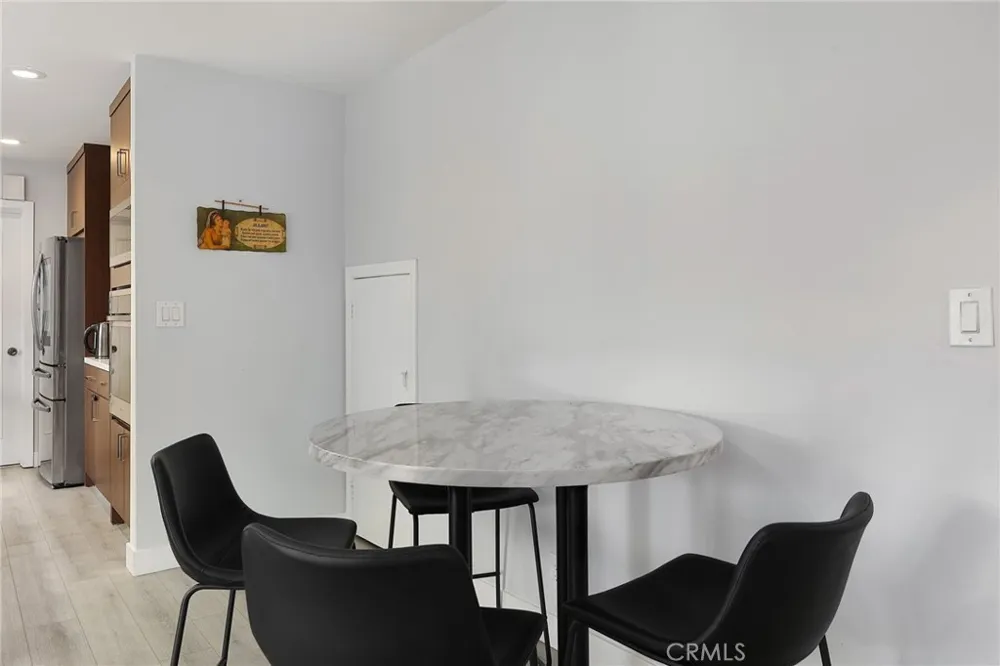 20745 Ingomar Street Winnetka, CA 91306