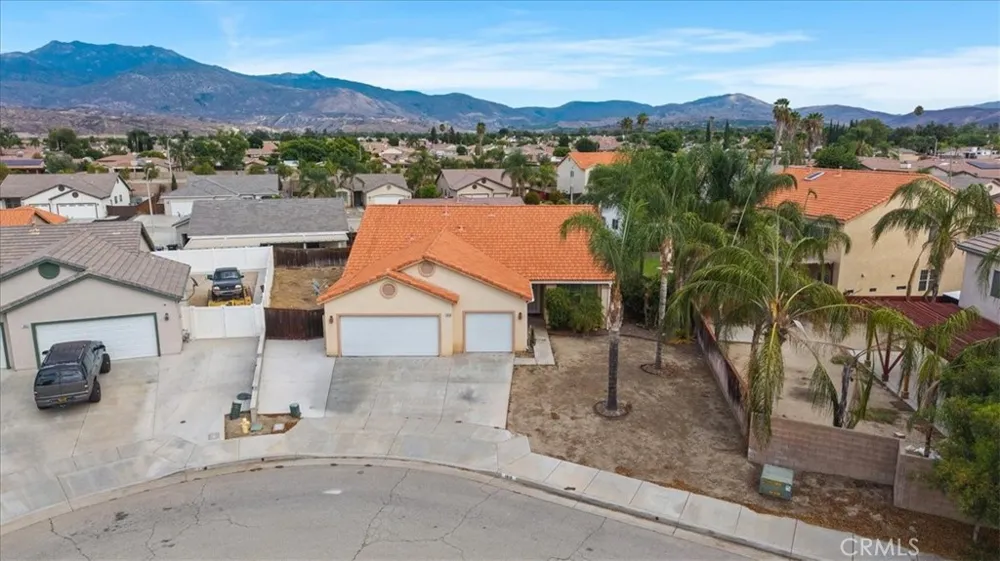 1818 Giverny Court San Jacinto, CA 92583